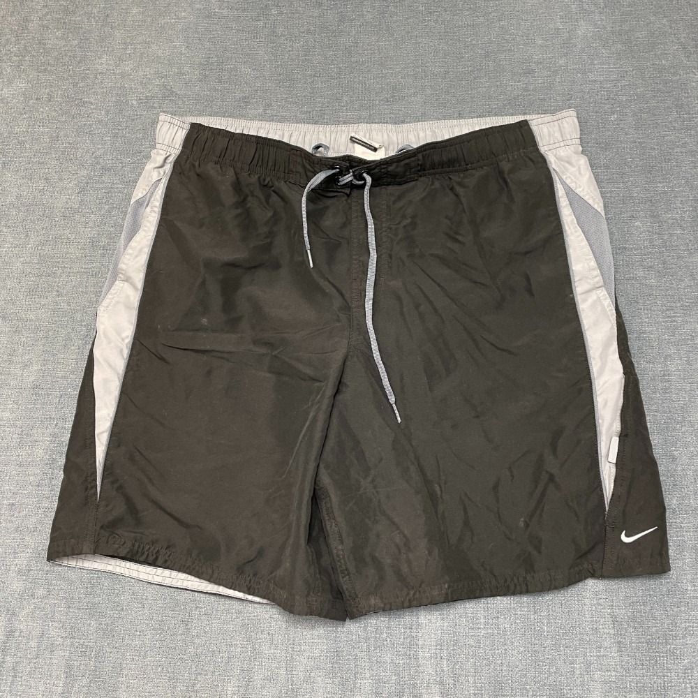 Nike Board Shorts Mens XL Black White Logo Mesh Lined Swimwear Summer Beach